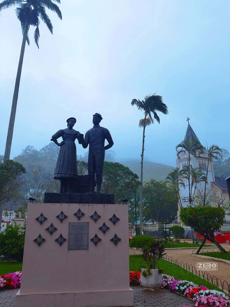 Monumento ao Colono Imigrante