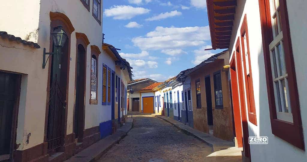 Rua das Casas Tortas