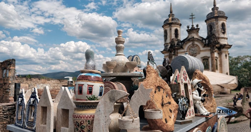 Artesanato em pedra-sabão à venda em Ouro Preto, Minas Gerais